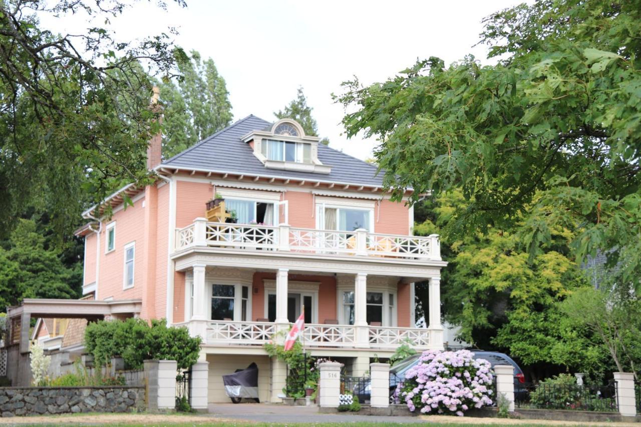 Lipton Place By Elegant Waterfront Esquimalt Екстериор снимка